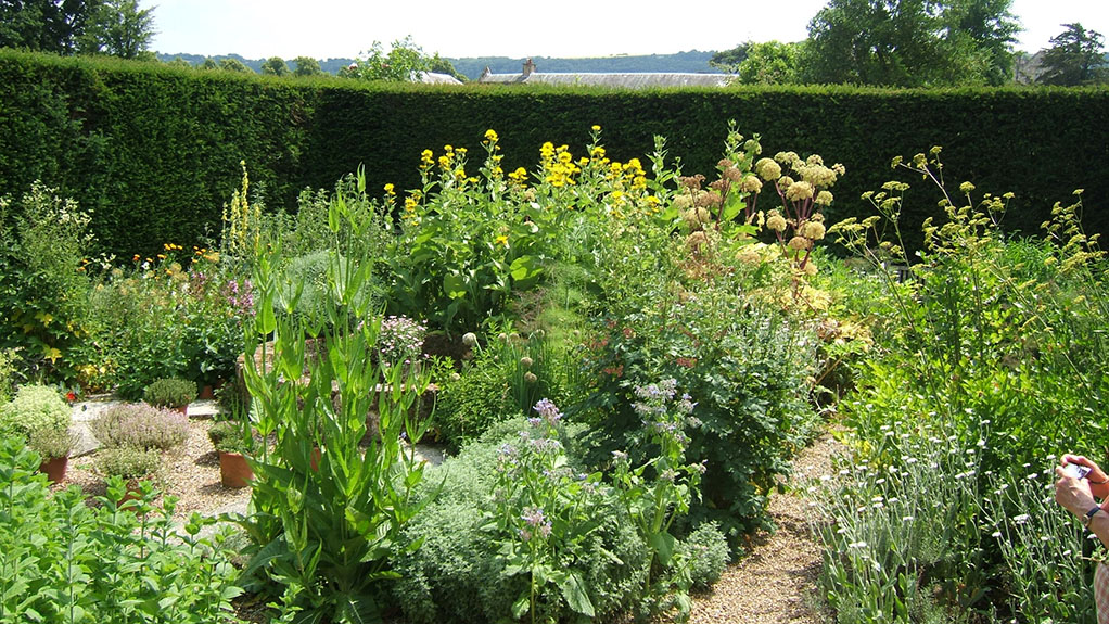 Parham House June 09 007